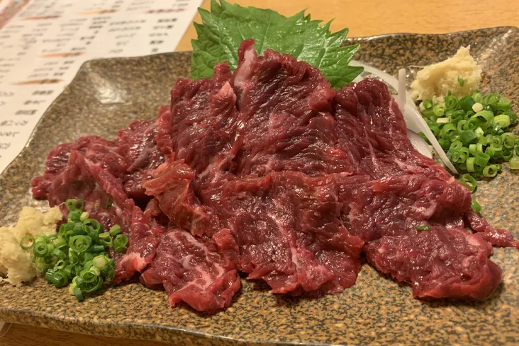 馬刺し
