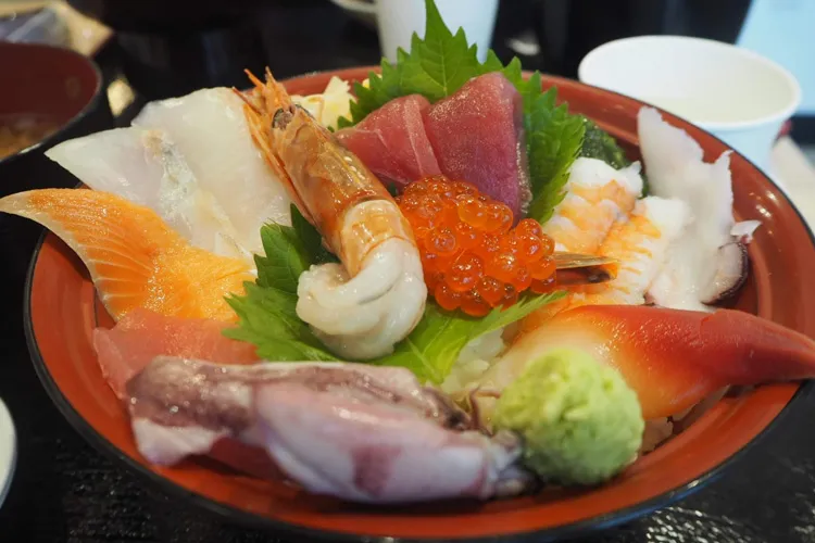 海鮮丼