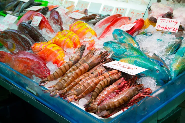 沖縄の海鮮市場