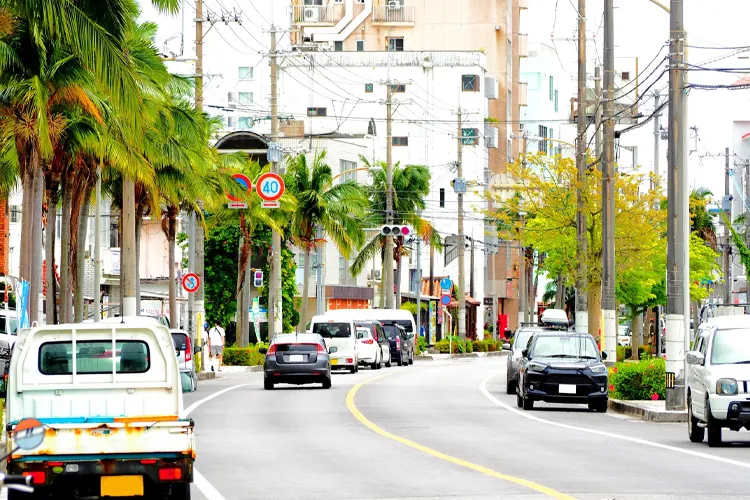 沖縄の街並み