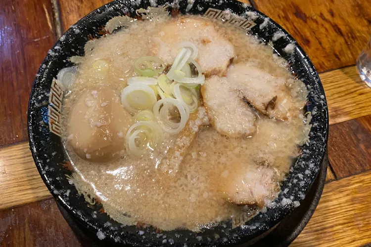 背脂たっぷりの背脂チャッチャ系ラーメン