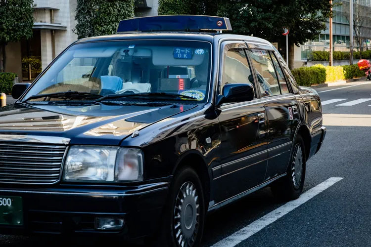 普通車の観光タクシー