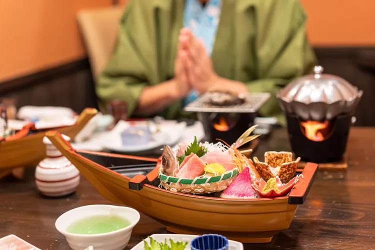 旅館のお食事処